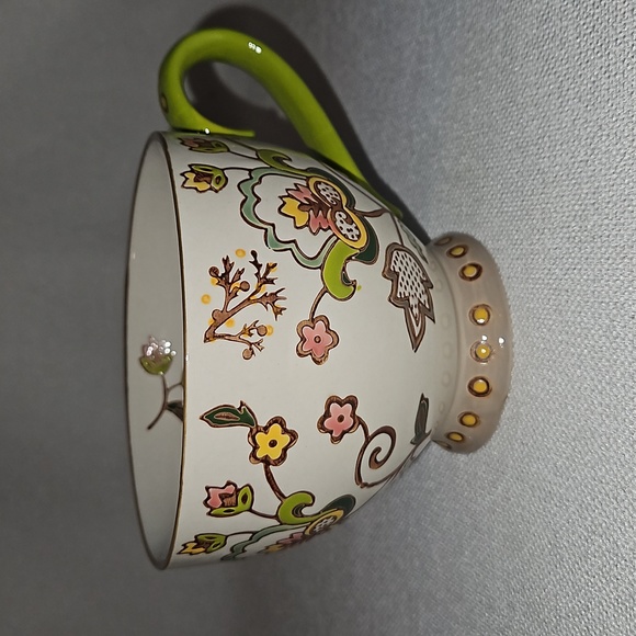 Dutch Wax footed mug, hand painted, ceramic - Picture 1 of 5